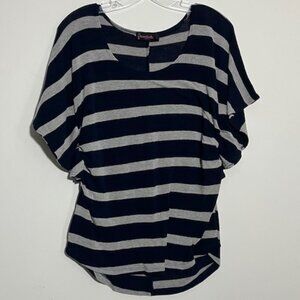 Annabelle Maternity Gray and Blue Short Sleeve Shirt Size Large